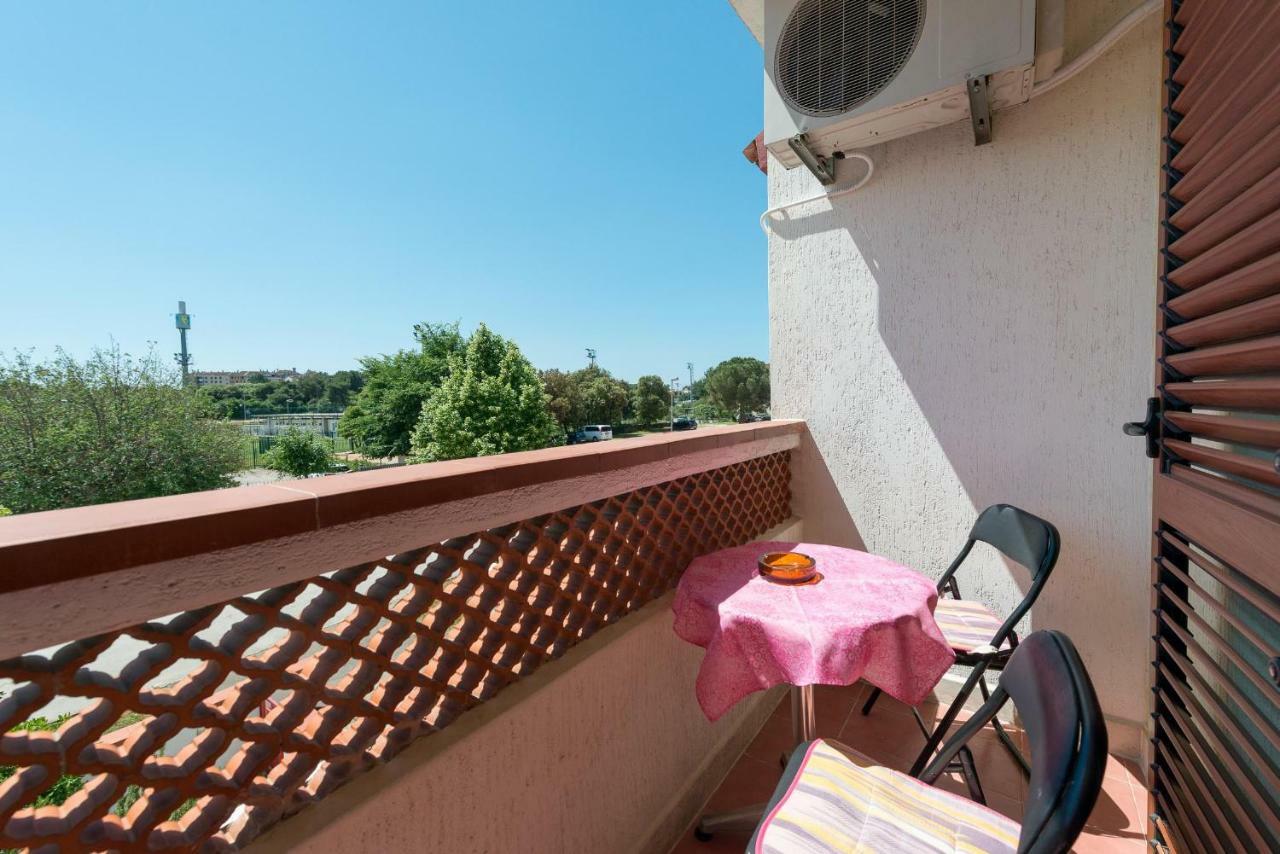 Apartment Meridiana Ровинь Экстерьер фото