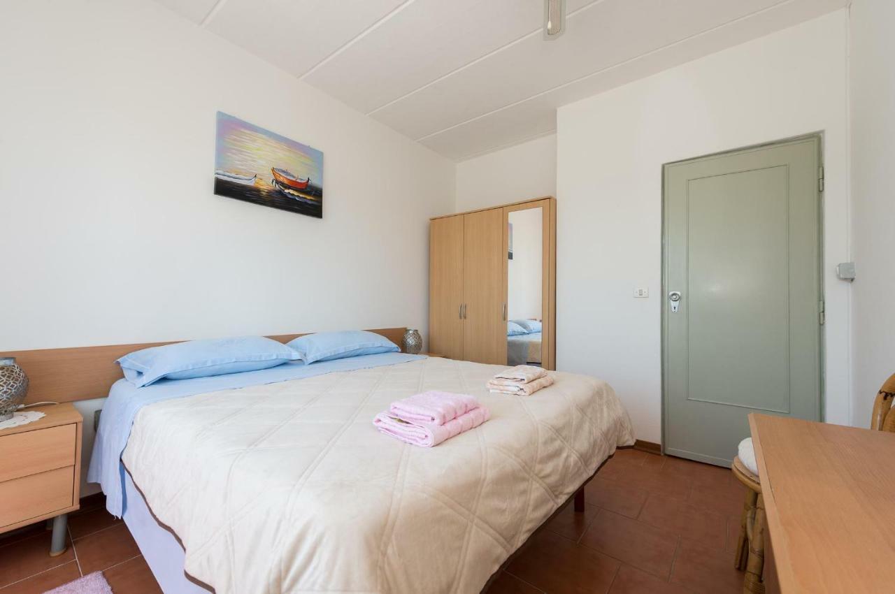 Apartment Meridiana Ровинь Экстерьер фото