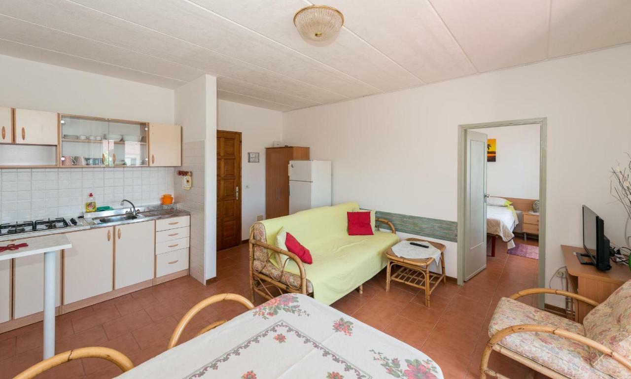 Apartment Meridiana Ровинь Экстерьер фото