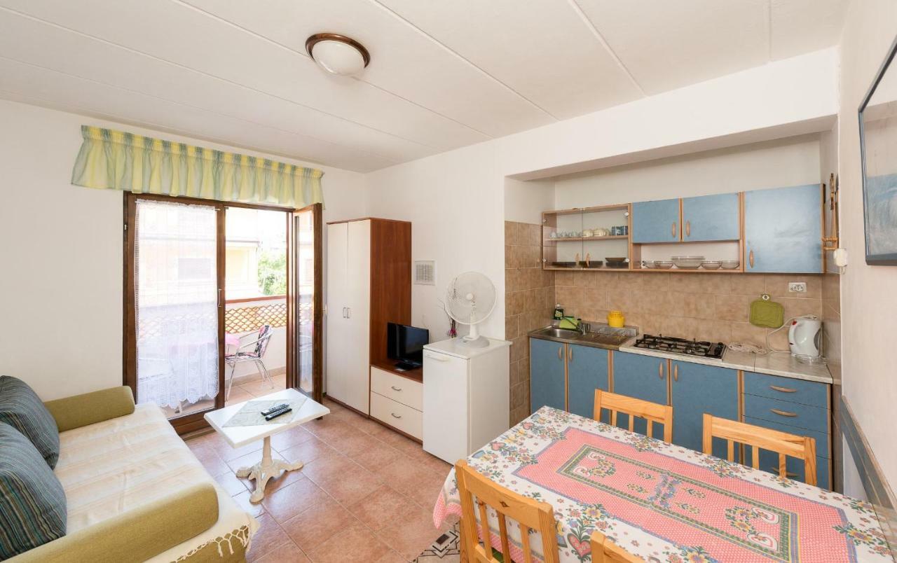 Apartment Meridiana Ровинь Экстерьер фото