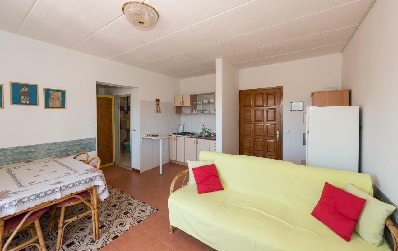 Apartment Meridiana Ровинь Экстерьер фото