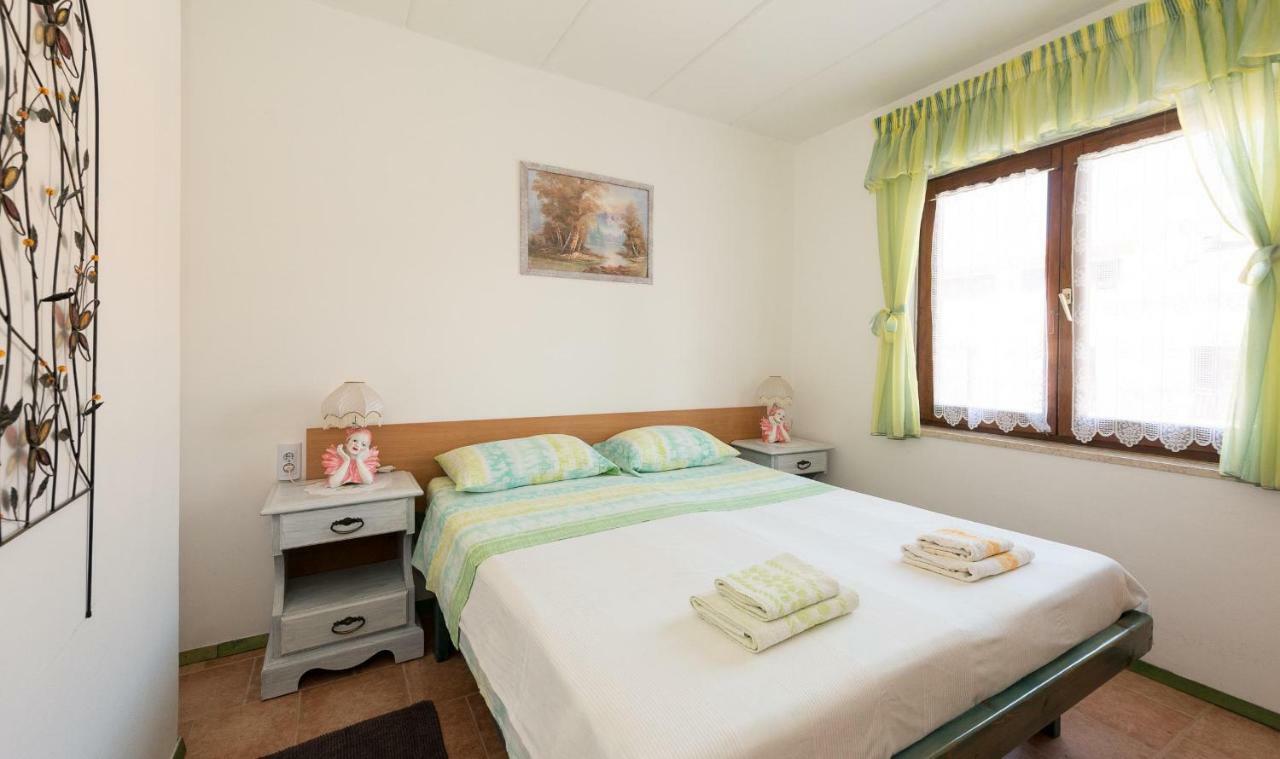 Apartment Meridiana Ровинь Экстерьер фото