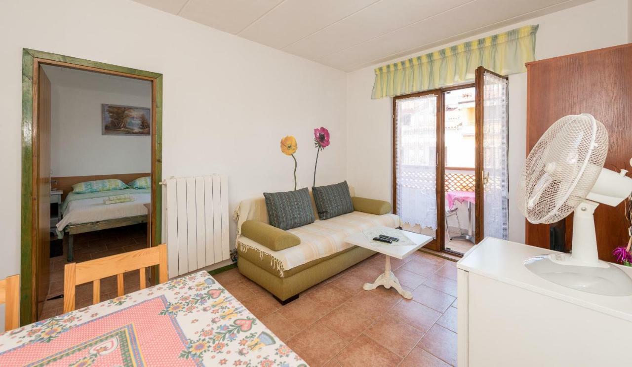 Apartment Meridiana Ровинь Экстерьер фото